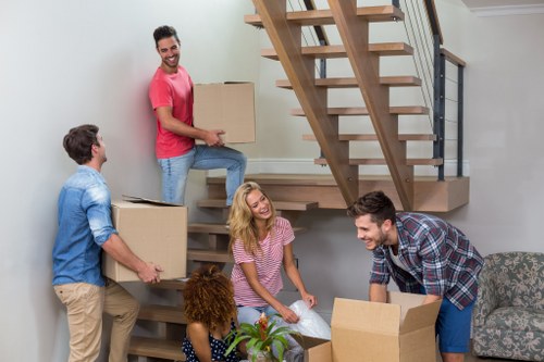 Professional packing and unpacking services in Belgravia for a luxury home move