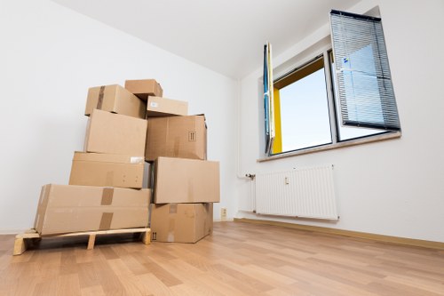 Planning a Belgravia home move with boxes and labels